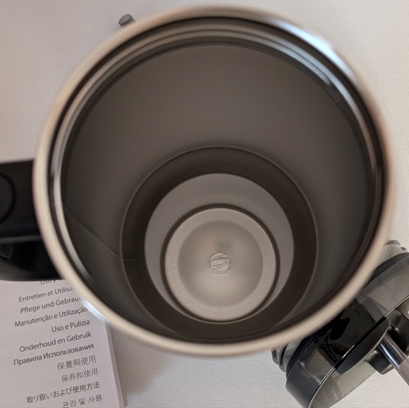 Stanley Tumbler Quencher H2.0 "The Flowstate"  40 OZ Black NWT - Picture 5 of 5